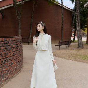 Chân váy đổ can xẻ trước